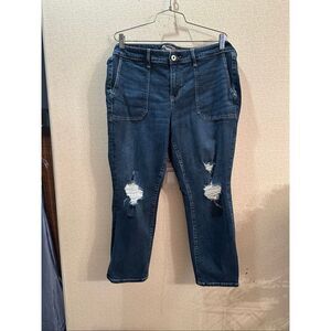 Torrid distressed cropped jeans